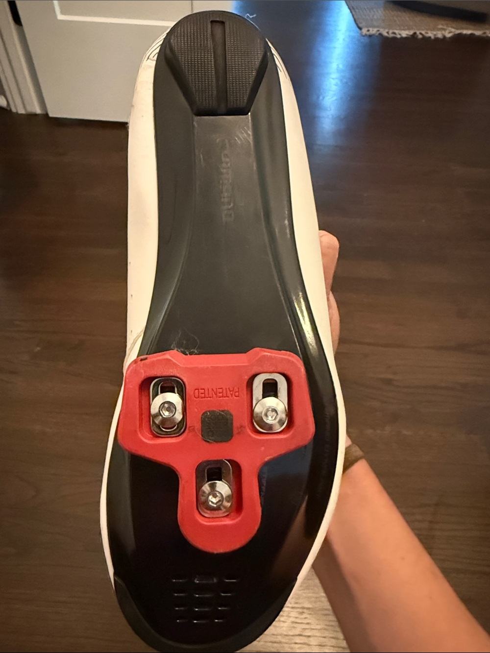 Shimano White Road Cycling Shoes with BOA Dial - Picture 4 of 4